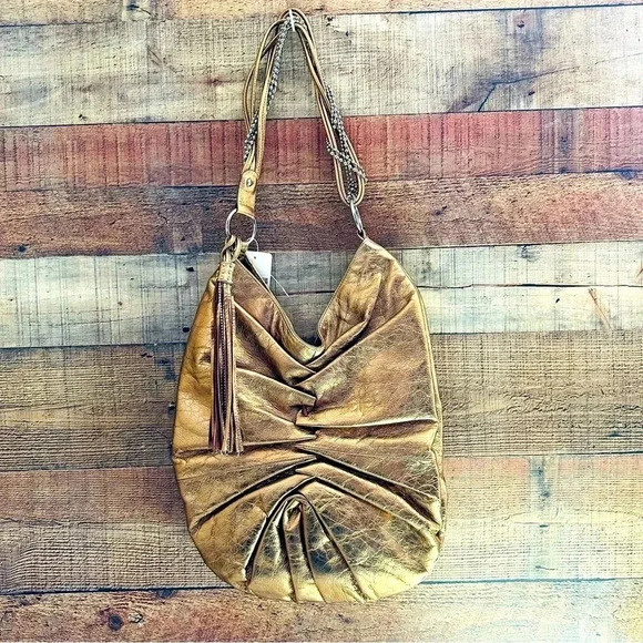 NWT Gramercy Designs Gathered Leather Metallic Gold Purse With Tassel - Picture 1 of 12